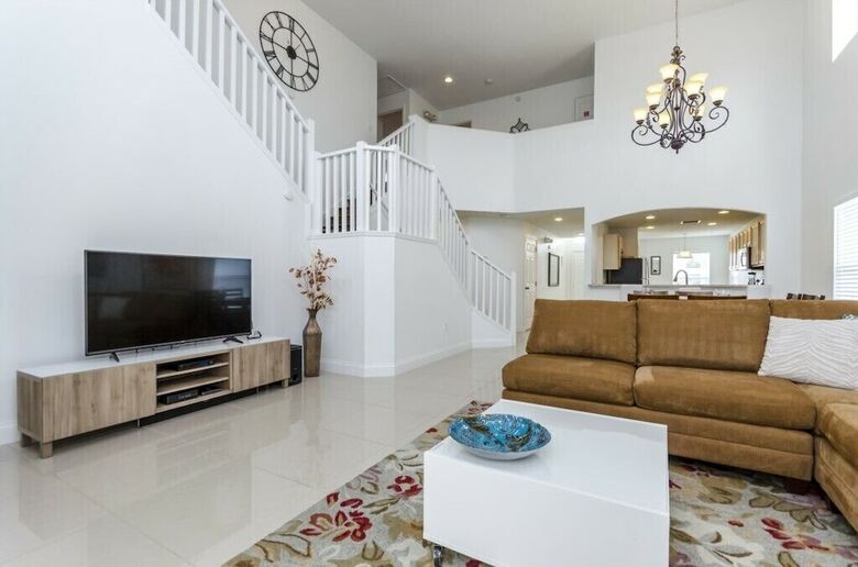 5 Bedroom 3.5 Bathroom Pool Villas