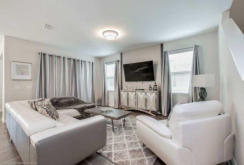 1504 New Luxury 6 Bed Villa With Pool/spa