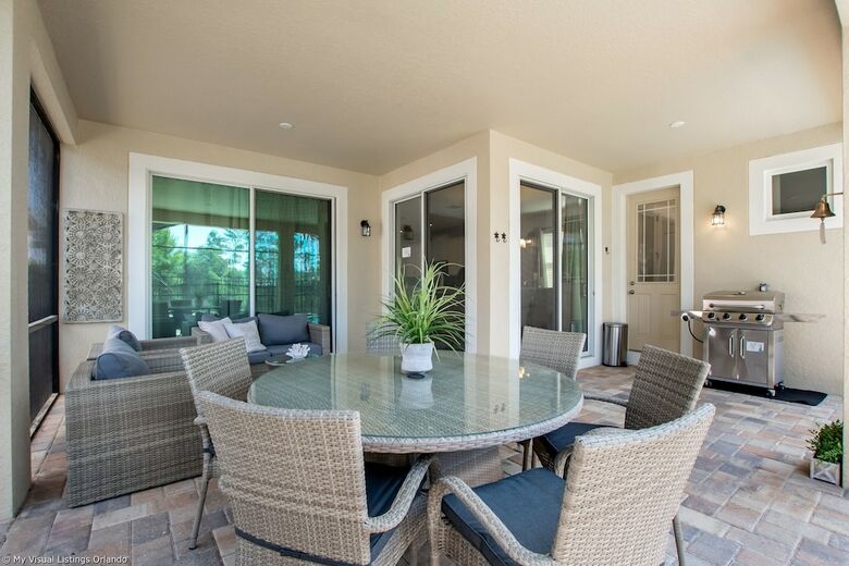 1504 New Luxury 6 Bed Villa With Pool/spa