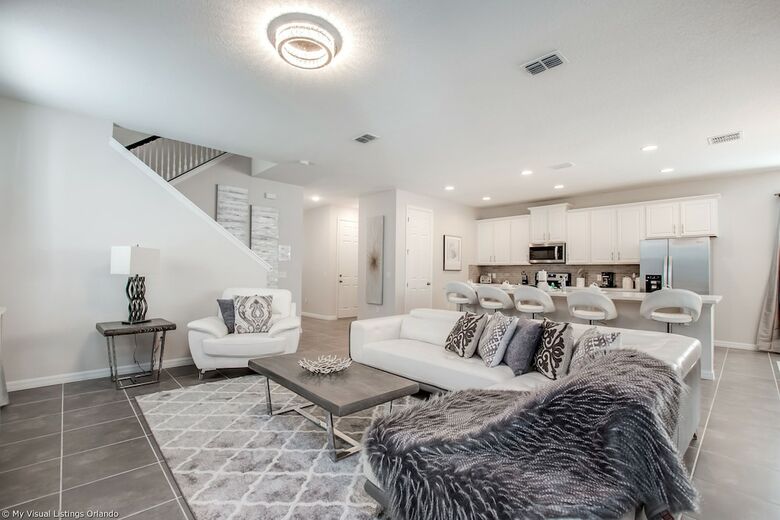 1504 New Luxury 6 Bed Villa With Pool/spa