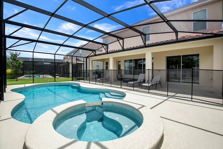 The Ultimate 10 Bedroom 8 Bathroom