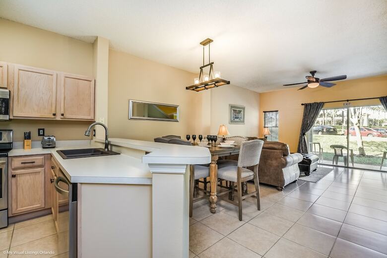 2782skp Emerald Island Resort