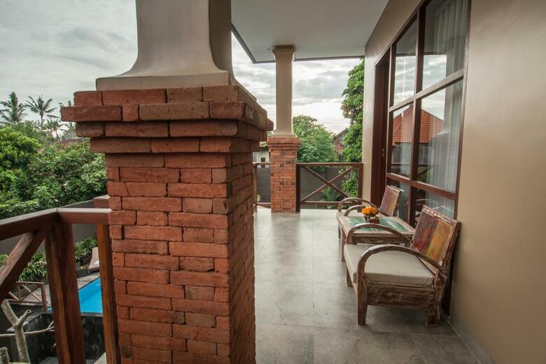 Hotel Merak Village