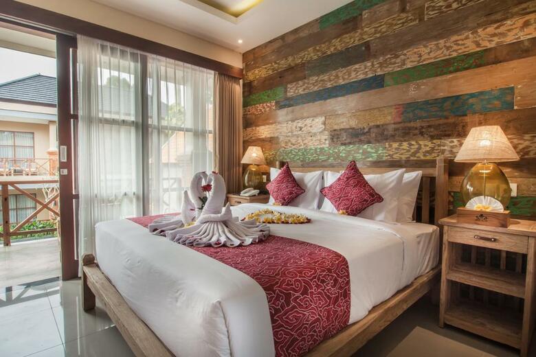 Hotel Merak Village