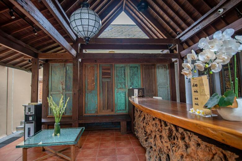 Hotel Merak Village