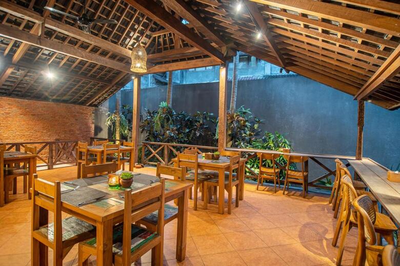 Hotel Merak Village