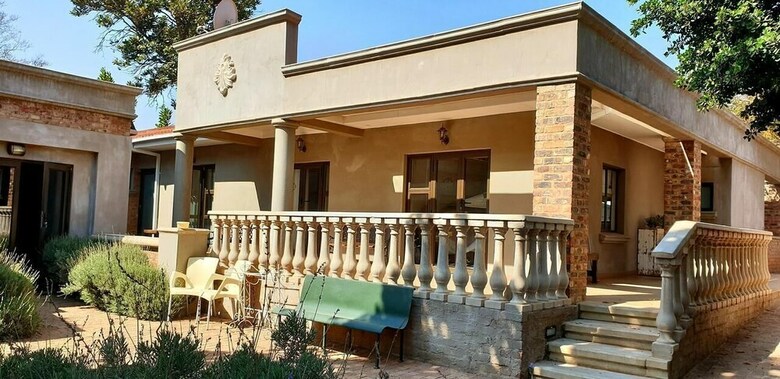 Hotel Maison de Leo Luxury Guesthouse