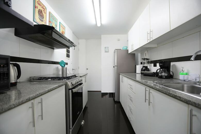 Apartamentos Hermoso Dpto Ubicado En El Centro de Miraflores