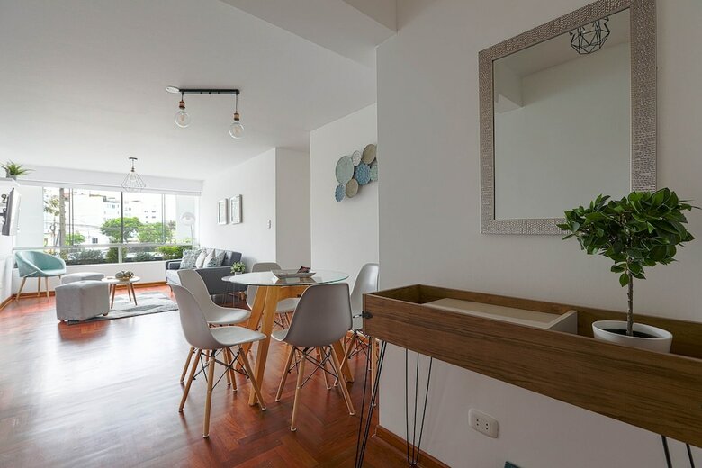 Apartamentos Hermoso Dpto Ubicado En El Centro de Miraflores