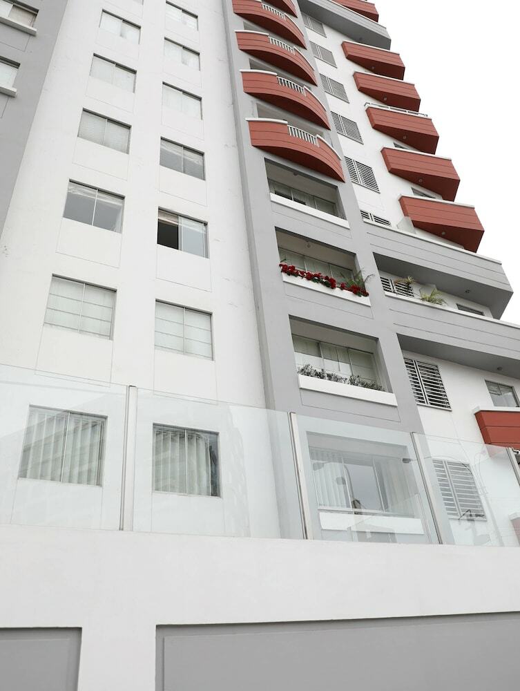 Apartamentos Hermoso Dpto Ubicado En El Centro de Miraflores