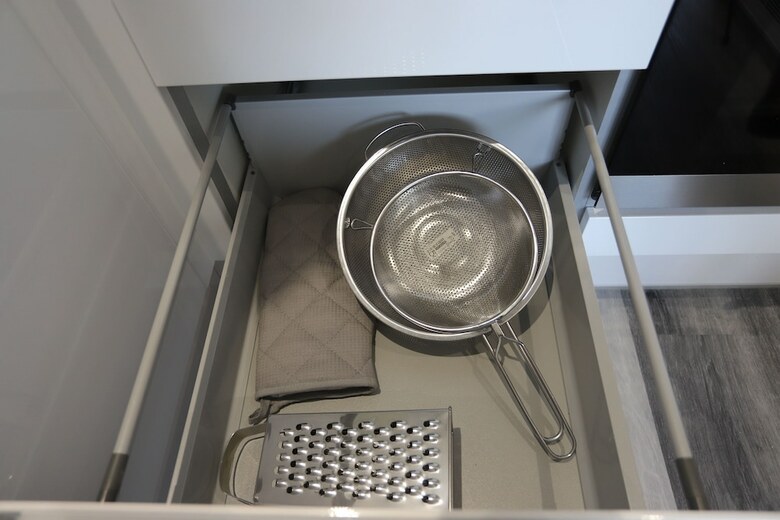 Apartamentos Nec Airport Shortstay