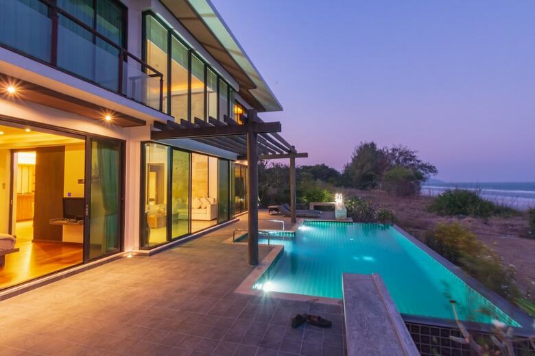Beach Front 4 Bedroom Pool Villa Rv