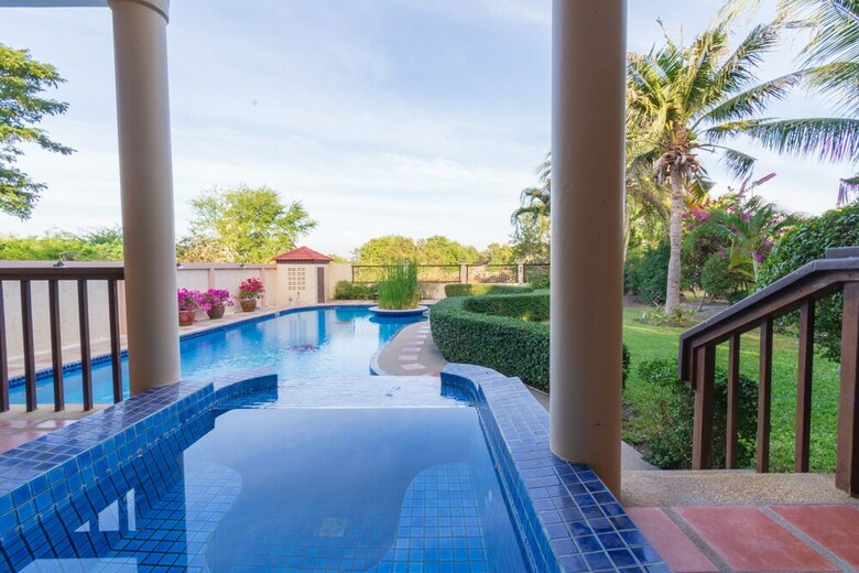 4 Br Pool Villa In Great Location - Cv4