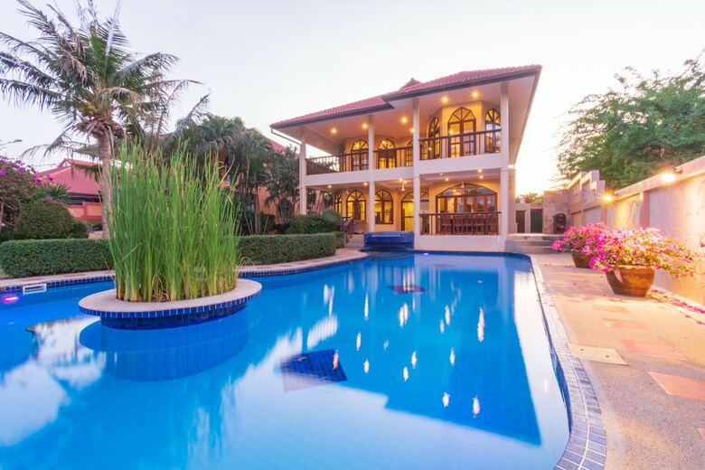 4 Br Pool Villa In Great Location - Cv4