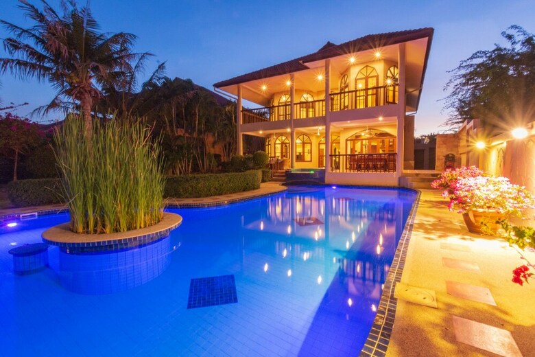4 Br Pool Villa In Great Location - Cv4