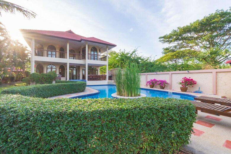 4 Br Pool Villa In Great Location - Cv4