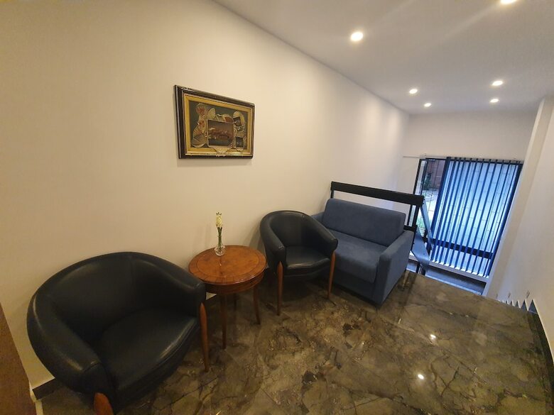 Hotel Premium Crown Suites