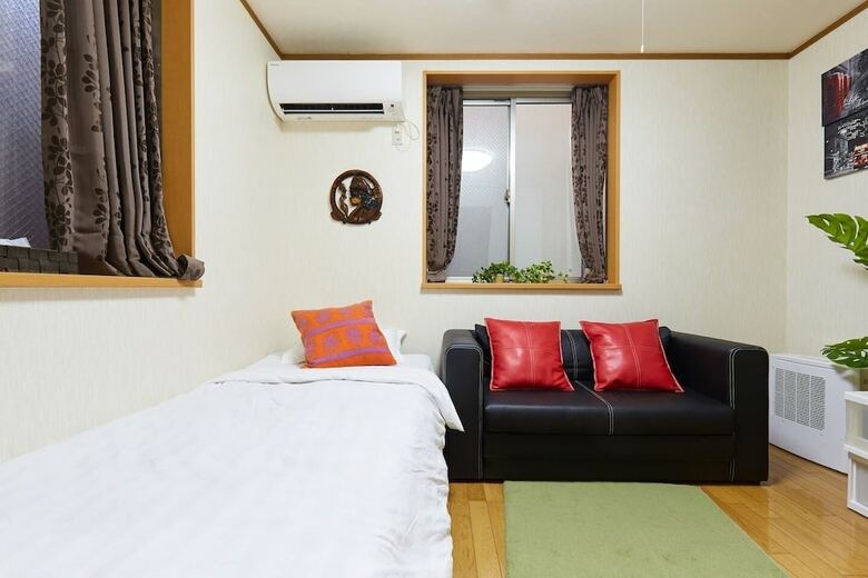 Komagome Luxury House