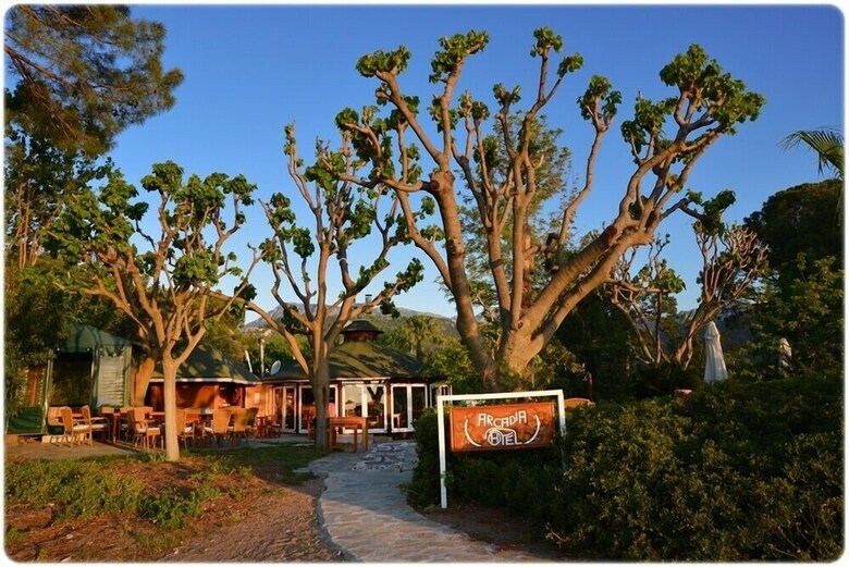 Arcadia Hotel
