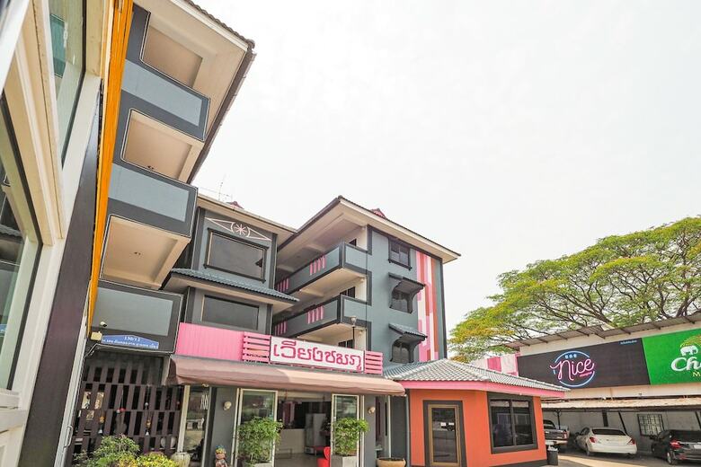Hotel Oyo 891 Wiangchomphu
