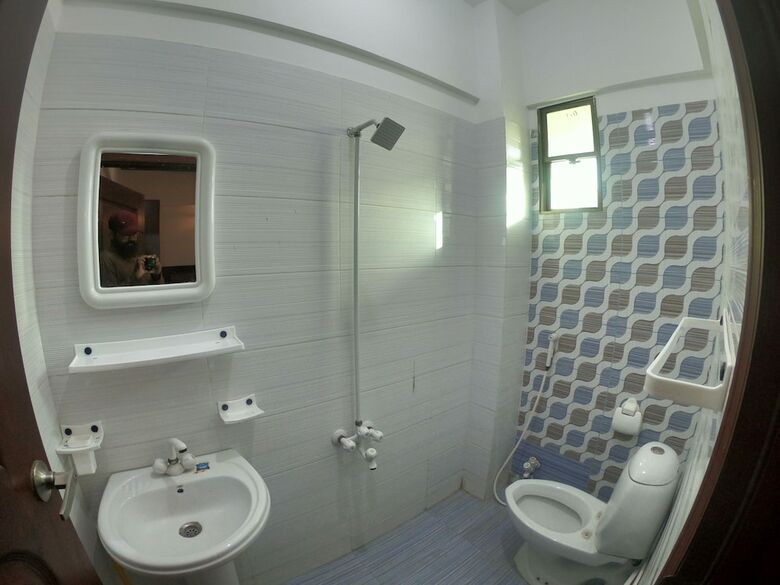 Residencia Stayflix Entire Private Room, Dha