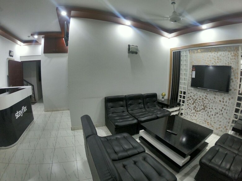 Residencia Stayflix Entire Private Room, Dha