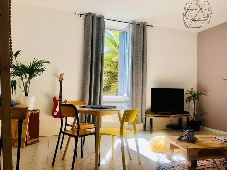 Apartamento Au Calme de La Barbacane