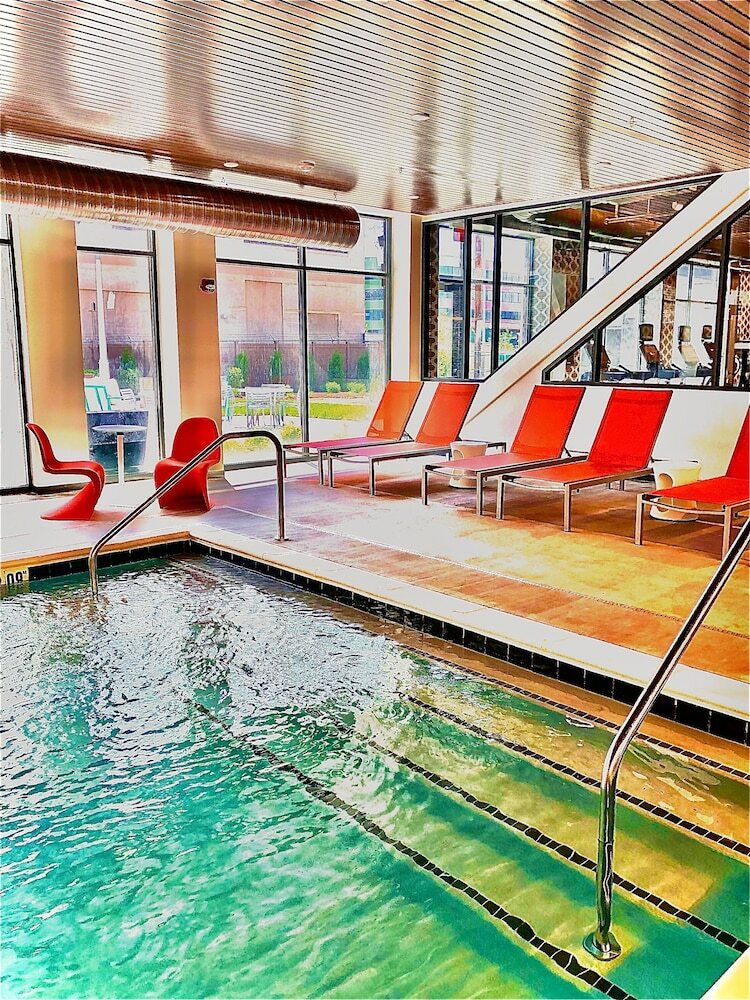 Hotel Aloft St. Louis Cortex
