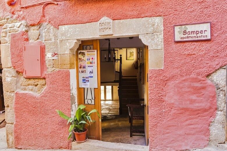 Apartamentos Casa Samper