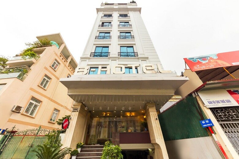 Oyo 1045 B Hotel