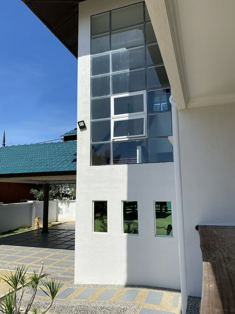 Hotel Che Beach House