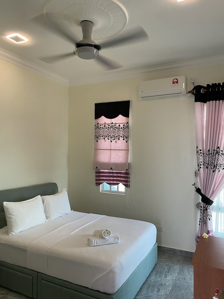 Hotel Che Beach House