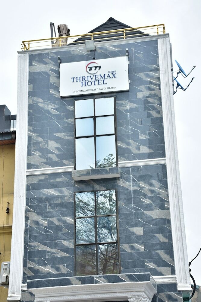 Thrivemax Hotel And Suites