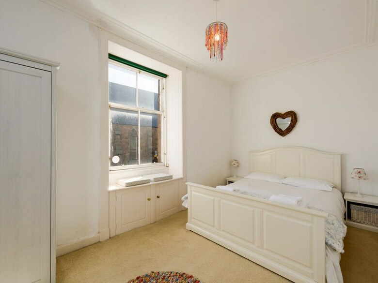 Cosy Rest - 1st Floor Apartment