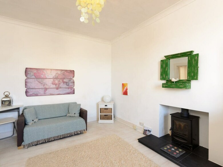 Cosy Rest - 1st Floor Apartment