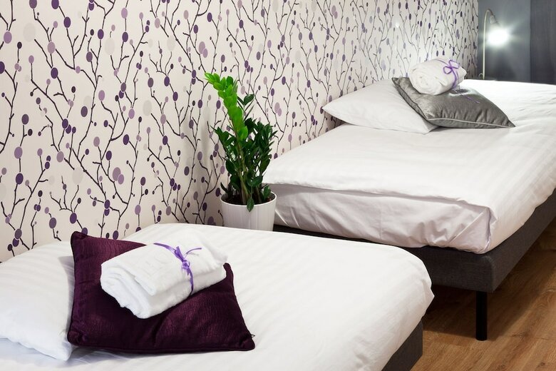 Posada Blooms Inn & Apartments