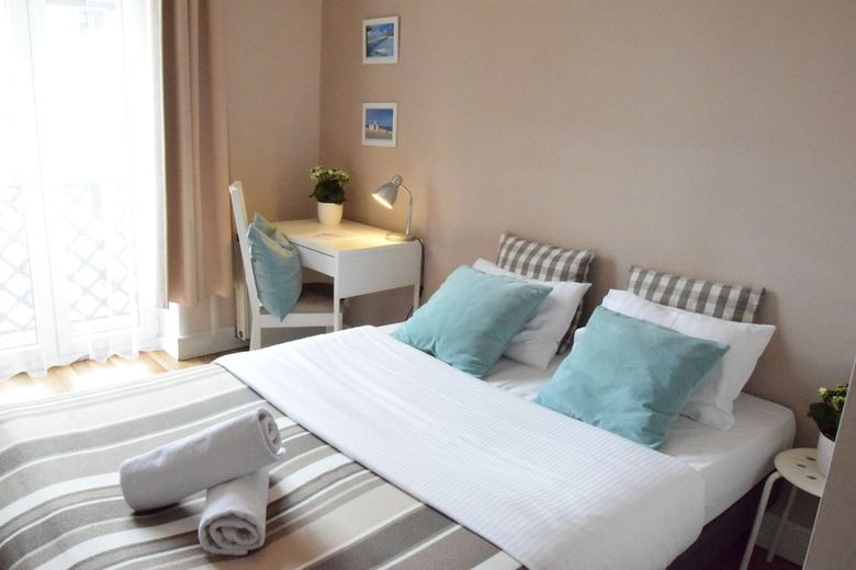 Posada Blooms Inn & Apartments