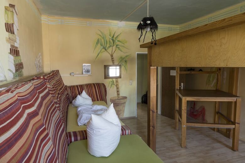 Hostal Lollis Homestay - Hostel