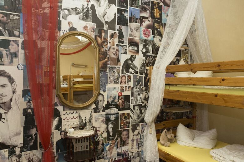 Hostal Lollis Homestay - Hostel