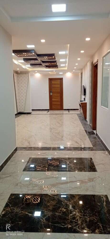 Hotel V5 Inn