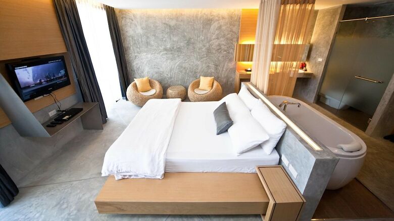 The Now Hotel