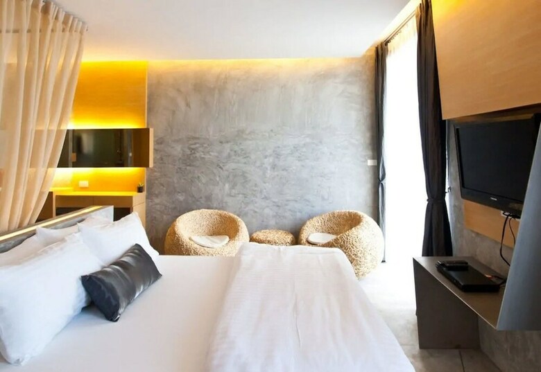 The Now Hotel
