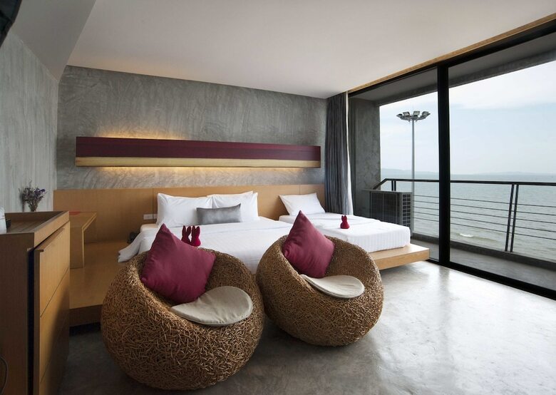 The Now Hotel
