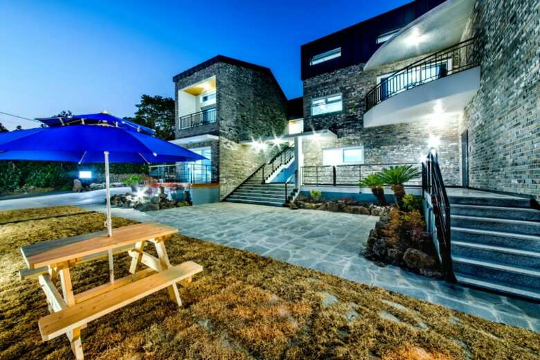Swimeong Spa Pension