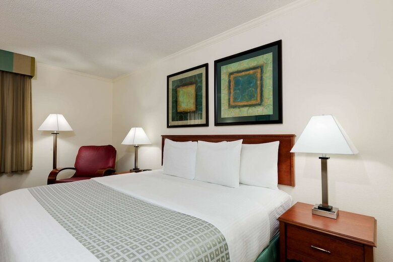 Hotel La Quinta Inn By Wyndham Chicago Willowbrook
