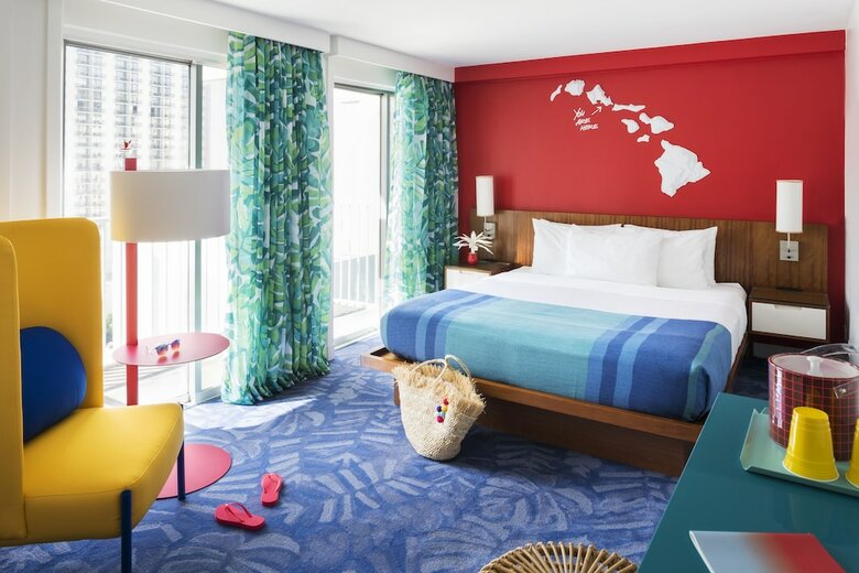 Shoreline Hotel Waikiki