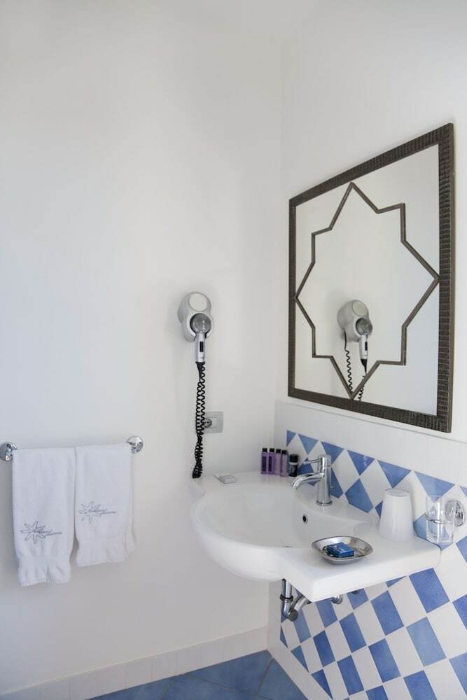 Hotel Cutimare - Aeolian Charme