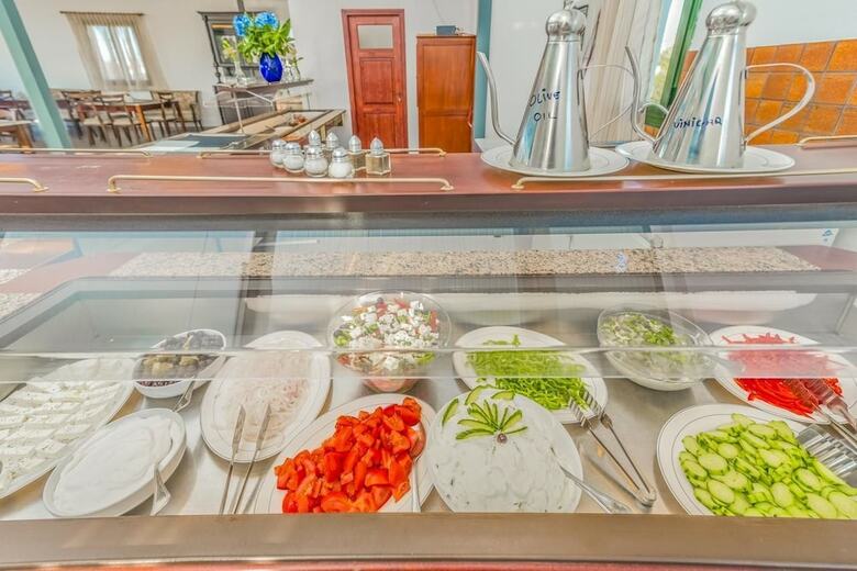 Aparthotel Eva Suites Hotel