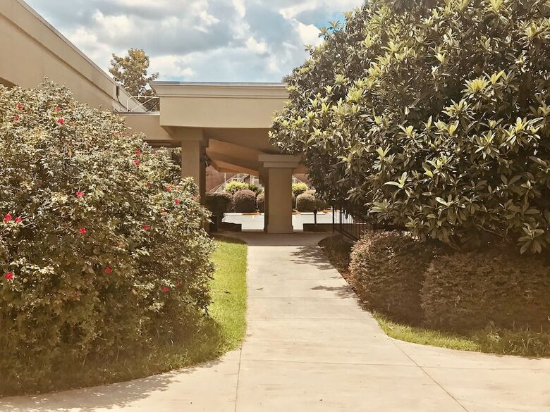 Hotel Quality Inn And Suites