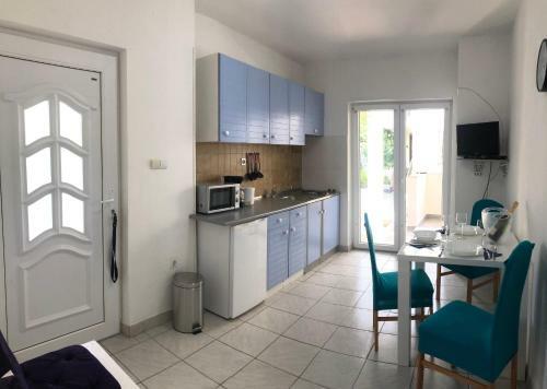 Apartments La Playa